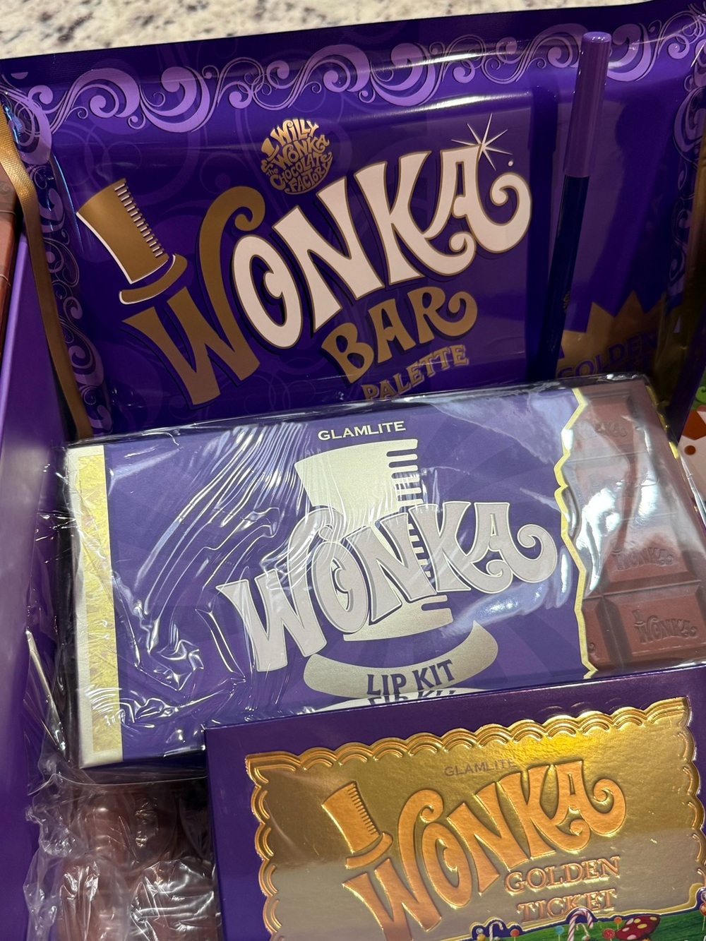 Glamlite x Willy Wonka & The Chocolate Factory PR Box Set EXCLUDING EGG SPONGE - Picture 7 of 16